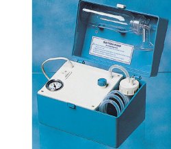 MINIASPIRATORE TIRALATTE CON ACCESSORI - maxifarmacia.it