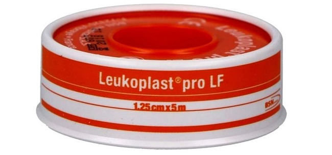CEROTTO CHIRURGICO MEDICATO IN ROCCHETTO LEUKOPLAST PRO LF CON OSSIDO DI ZINCO 1,25X500 CM - maxifarmacia.it
