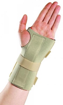SOSTEGNO PER TUNNEL CARPALE THERMOSKIN DESTRO LARGE 20-25 CM - maxifarmacia.it