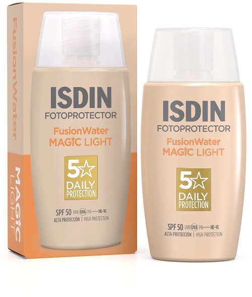 ISDIN FOTOPROTECTOR FUSION WATER MAGIC COLOR LIGHT SPF50 DA 50 ML - maxifarmacia.it