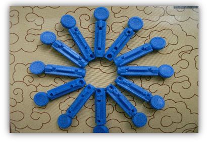 LANCETTE PUNGIDITO WELLION LANCET GAUGE 28 25 PEZZI - maxifarmacia.it